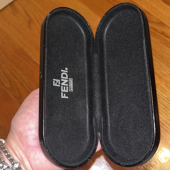 Fendi eye or Sunglass case, black - Picture 8 of 9